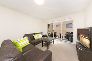 Dolphin Court Unit 1 - Foster Accommodation 6