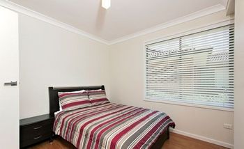Little Beach House 8 Mistral Close - Foster Accommodation 6