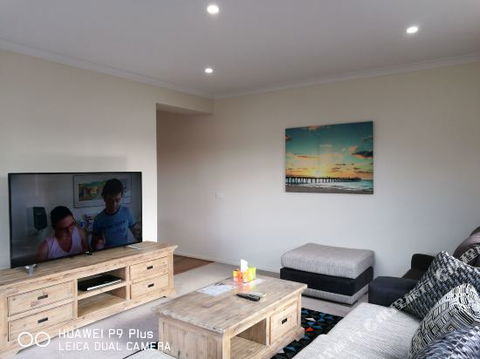 Happy Cozy House - Foster Accommodation 0