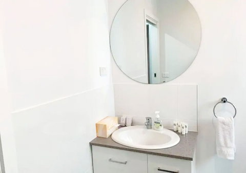 Brand New Home - 10min To Beach & Torquay - Foster Accommodation 5