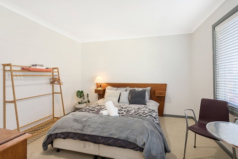 Beach Shack On Beach St Couples Retreat - Foster Accommodation 2