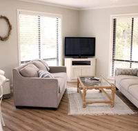 Charlottes Honor River  Golf Cottage - Foster Accommodation