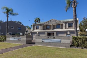 Carindale Unit 13 19 23 Dowling Street - Foster Accommodation 0