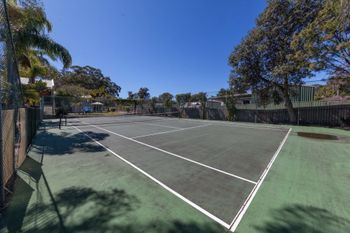 Carindale Unit 13 19 23 Dowling Street - Foster Accommodation 6