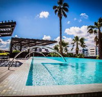 Modern apartment with pool  spa - Foster Accommodation