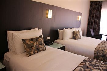 BEST WESTERN A TRAPPERS MOTOR INN - Foster Accommodation 3
