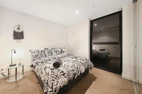 A Cozy 2BR CBD Apartment Near Bourke St. Mall - Foster Accommodation 3