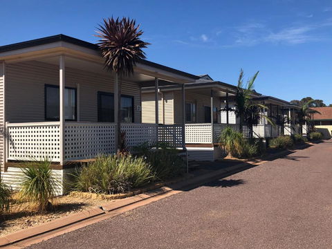 Whyalla Norrie The Sundowner Cabin & Tourist Park - Foster Accommodation 2