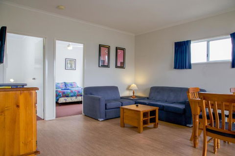 Whyalla Norrie The Sundowner Cabin & Tourist Park - Foster Accommodation 6