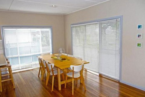 Trade Winds At Callala Beach - Foster Accommodation 3