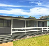The Relax Shack at Culburra Beach sleeps 7 - Foster Accommodation