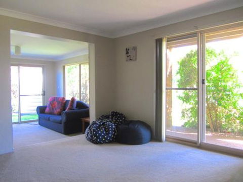 BAROONA By THE BEACH - Foster Accommodation 2