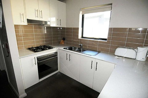Blues Air 4 - Foster Accommodation 2
