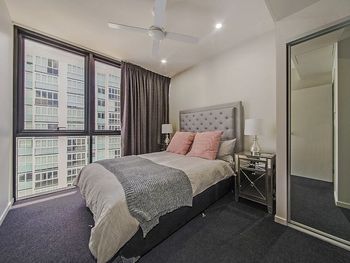 LaVida Apartments 2 Bedroom 2 Bathroom - Foster Accommodation 4