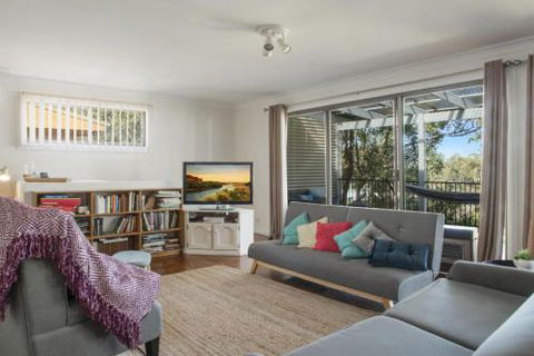 BEACH WITHIN REACH - Foster Accommodation 1