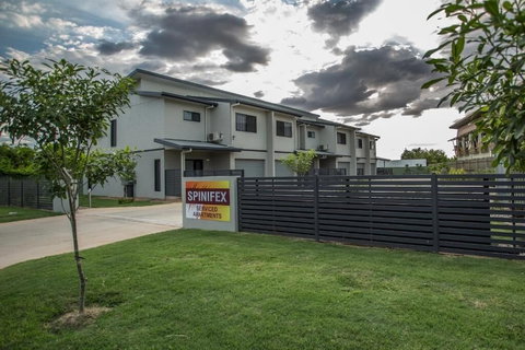 Spinifex Motel & Serviced Apartments - Foster Accommodation 3