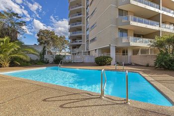 Peninsula 22 - Foster Accommodation 5