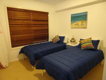 Spinnakers Loft 3 Bed Apartment - Foster Accommodation 5