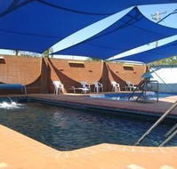 Dragon  Phoenix Motel - Foster Accommodation