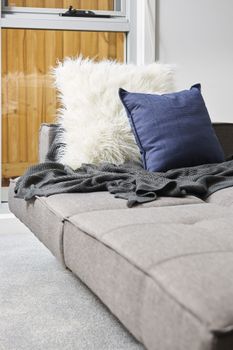 Spacious & Bright 1 Bedroom Apartment - Foster Accommodation 2