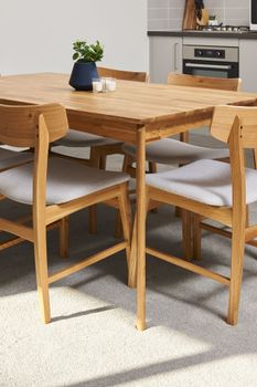 Spacious & Bright 1 Bedroom Apartment - Foster Accommodation 5