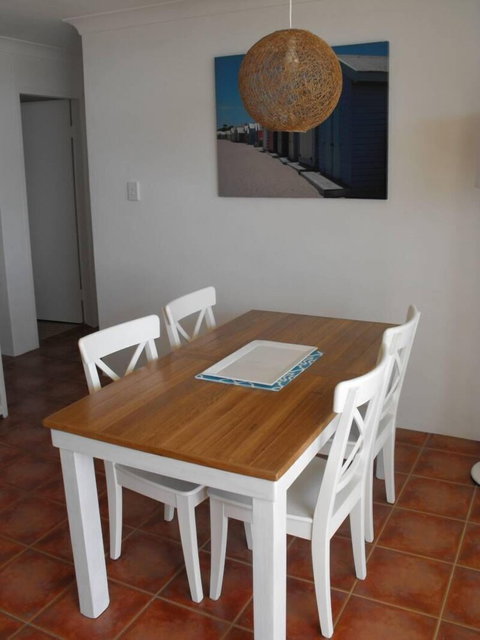 Beachpoint Unit 202 - Foster Accommodation 3