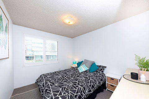 Hibiscus Court Unit 4 - Foster Accommodation 4