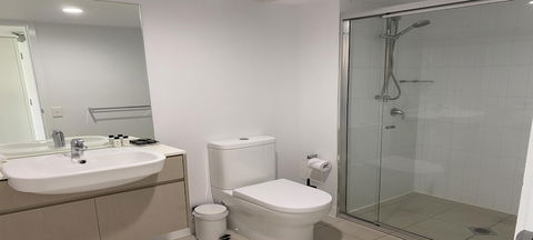 Airtrip Apartments On Carlyle St. Mackay - Foster Accommodation 1