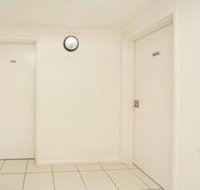 Centrally Located Apartment 1020 - Foster Accommodation