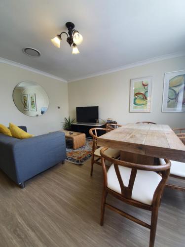 Hotel Blue - Foster Accommodation 4