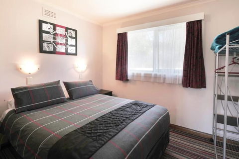 Georges Bay Apartments - Foster Accommodation 3