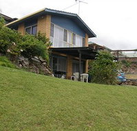 Ambience Holiday Apartments - Foster Accommodation