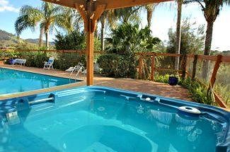 Ambience Holiday Apartments - Foster Accommodation 6