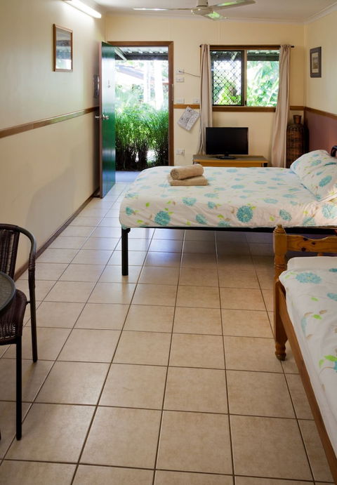 Woolshed Eco Lodge - Foster Accommodation 4