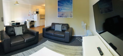 West Beach Lagoon 107 - Foster Accommodation 2