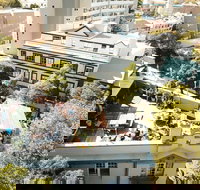 Mad Monkey Backpackers Bayswater - Foster Accommodation