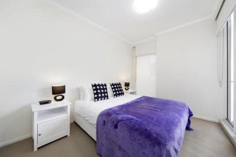 Astra Apartments Sydney Kent Street - Foster Accommodation 5