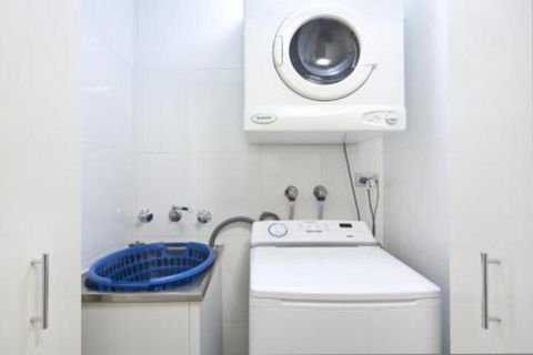 Astra Apartments Sydney Kent Street - Foster Accommodation 2