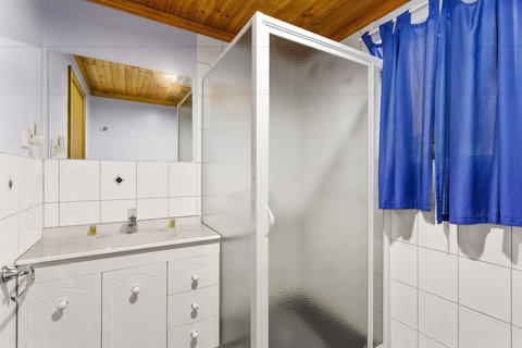 North East Rest Awhile Bed & Breakfast - Foster Accommodation 5