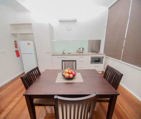 Harmony At Tower Hill Apartment - Foster Accommodation 5