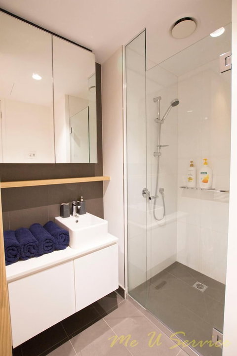 Carlson CBD Apartments - Foster Accommodation 4