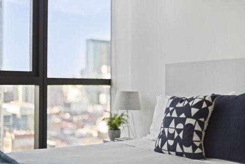 Melbourne Star - Foster Accommodation 2