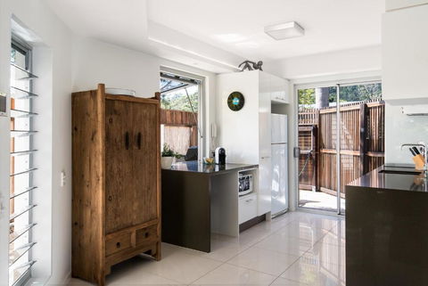 Park Cove - Foster Accommodation 1