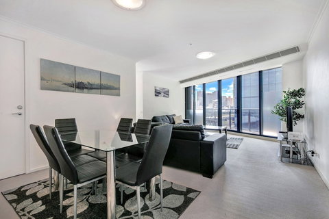 MJ Shortstay Whiteman St Apartments - Foster Accommodation 2