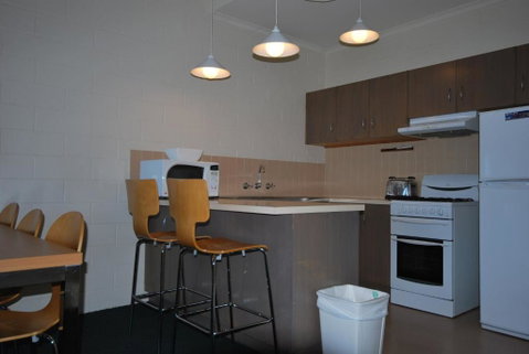 Alpine Heights 04 - Foster Accommodation 5