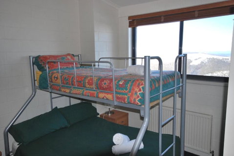 Alpine Heights 04 - Foster Accommodation 6