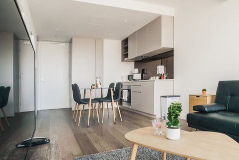 Victoria One Suites - Foster Accommodation 2