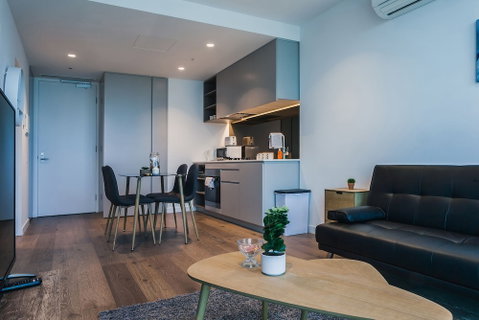 Victoria One Suites - Foster Accommodation 6