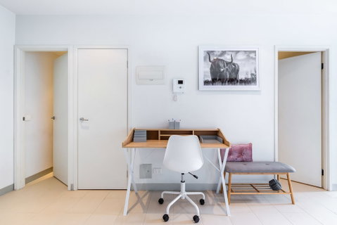 Ella, 1BDR Melbourne Apartment - Foster Accommodation 5