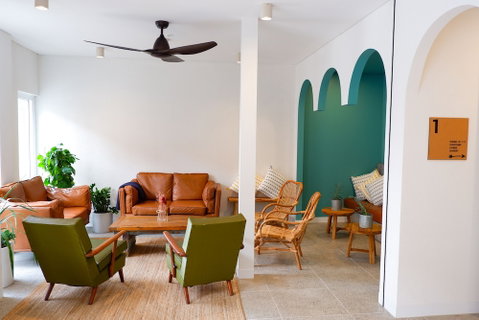 Stoke Beach House - Foster Accommodation 2